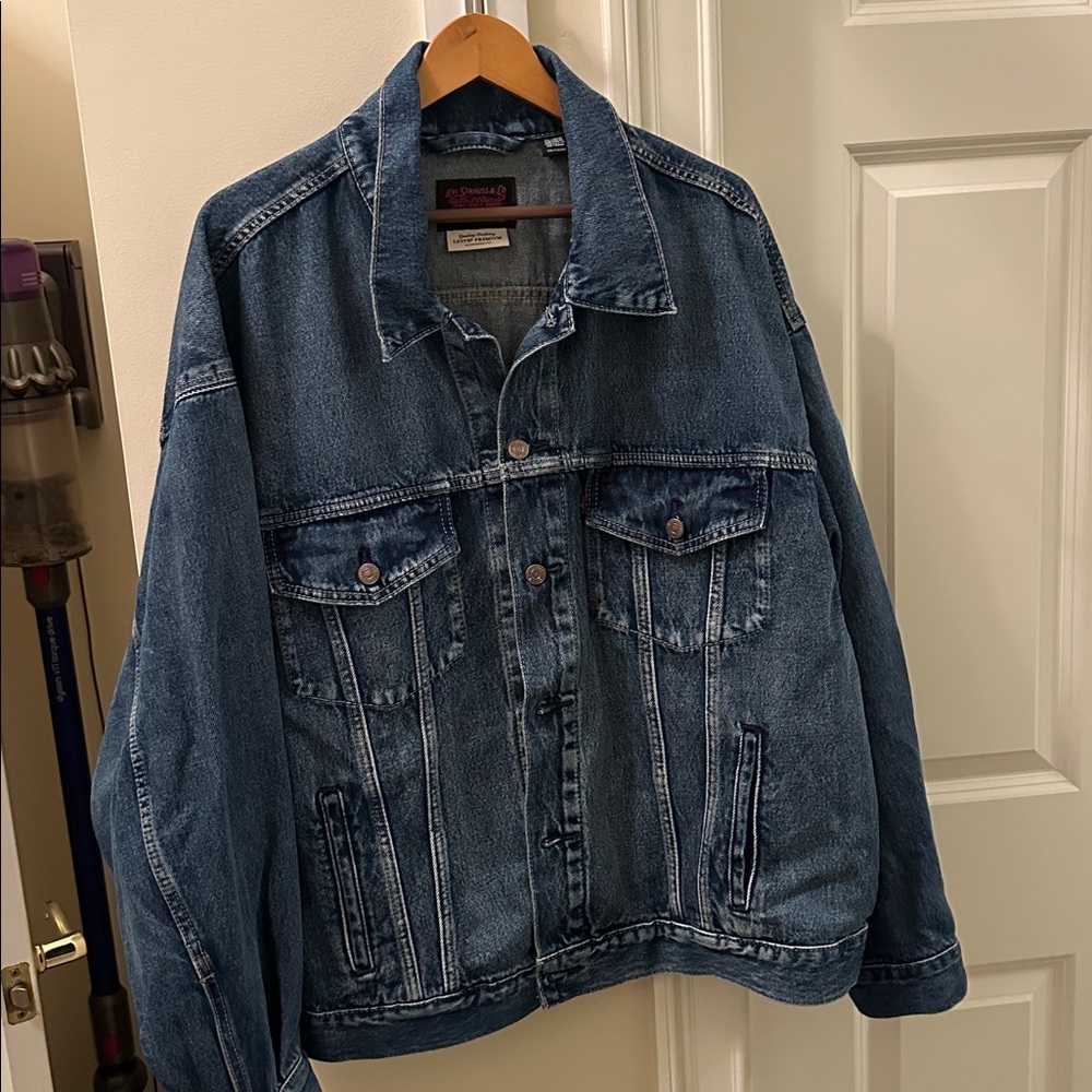 LEVI “I Know You Know”  denim jean trucker pride jacket XXL - Picture 3 of 7